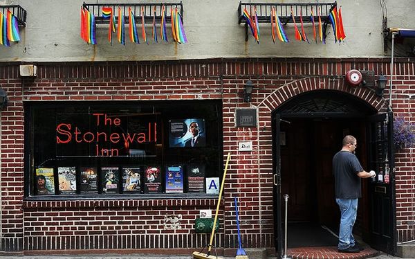 Peaceful LGBTQ+ Stonewall Inn demonstration ends with police violence