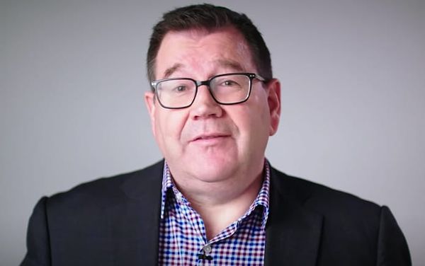 Jacinda Ardern appoints New Zealand’s first openly gay deputy prime minister