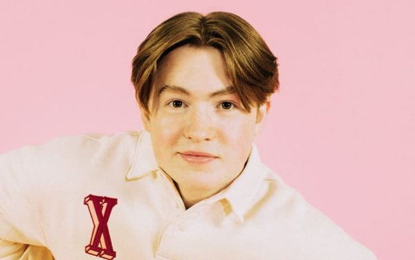 Heartstopper’s Kit Connor comes out as bisexual: “Congrats for forcing an 18-year-old to out himself”