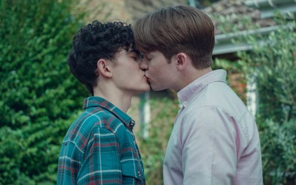 Heartstopper: Netflix reveals release date of “steamy” season 3