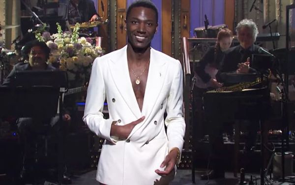 Comedian Jerrod Carmichael to host the 2023 Golden Globes Awards