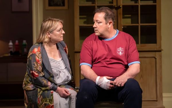 Middle is a bit of a muddle at National Theatre – review
