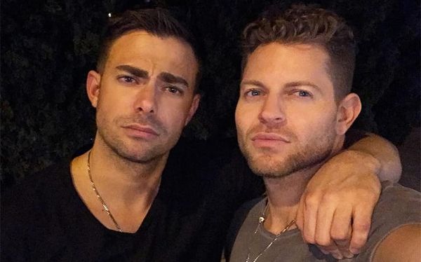 Mean Girls star Jonathan Bennett and his boyfriend are cute AF