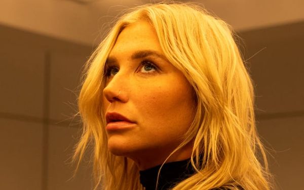 Kesha delivers showstopping performance of Only Love Can Save Us Now