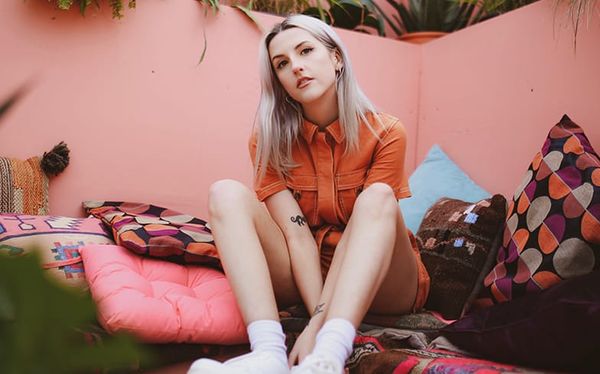 Premiere: LAOISE serenades her first queer crush in Seriously? music video