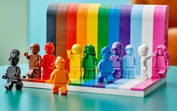 Lego launch first-ever LGBTQ+ set to celebrate that “everyone is awesome”