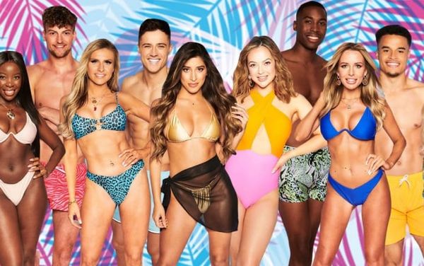 Love Island star came out to fellow cast member in unaired scene