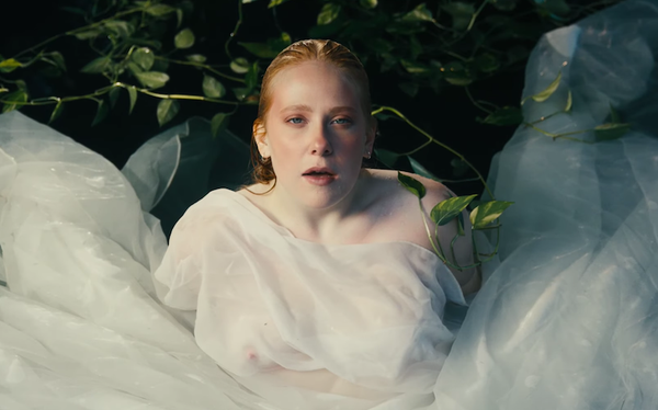 Premiere: MADDEE explores first queer relationship in Red Mind video