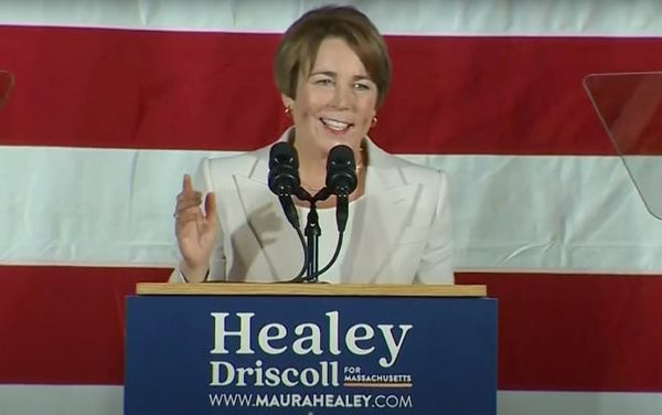 Maura Healey makes history as the United States’ first out lesbian governor