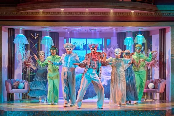 NT’s revival of Much Ado About Nothing is a breezy summery treat – review
