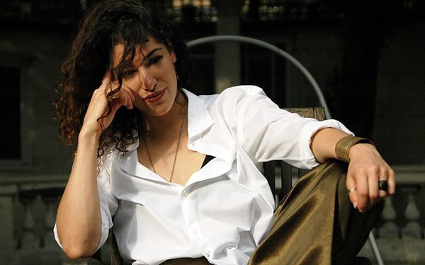 Premiere: Naomi Banks soars on new single Hearts