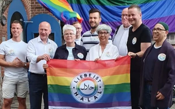 Berlin mosque becomes ‘first in Germany’ to fly LGBTQ+ Pride flag