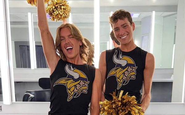 NFL male cheerleaders respond to homophobes in the best possible way