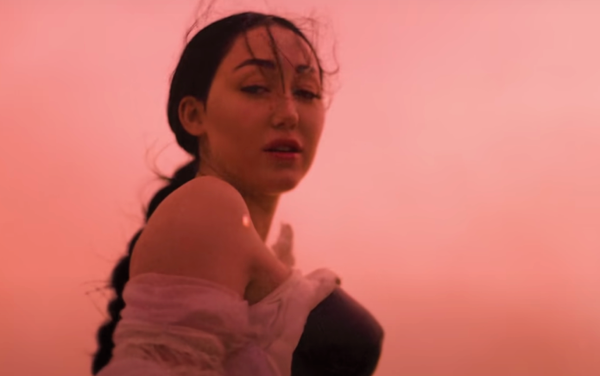 Noah Cyrus announces debut album with new single I Burned LA Down