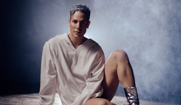 Christian Chávez explora su lado más íntimo en “Sí”, su nuevo EP