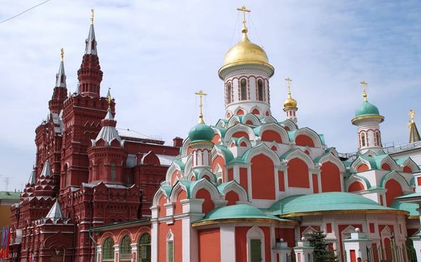 Same-sex Russian family who fled country are seeking asylum in the US