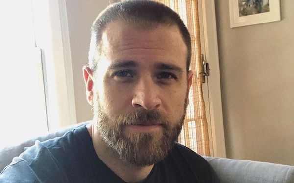 Scott Evans channels Bebe Zahara Benet in fierce Drag Race lip sync