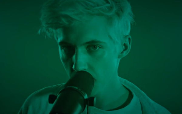 You need to listen to Troye Sivan’s acoustic version of My My My!