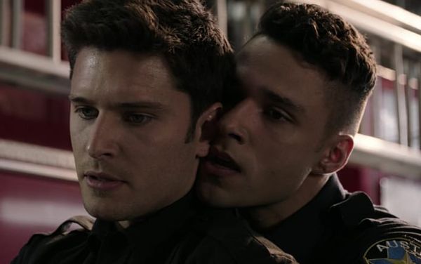 9-1-1: Lone Star “not holding back” with Tarlos in season 3