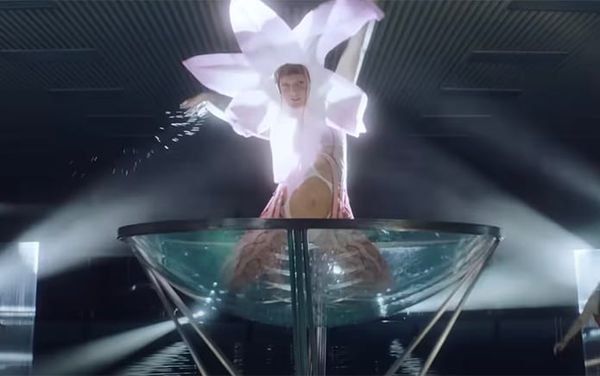 Watch Tove Lo’s full-on “pop bitch Y2K” music video for 2 Die 4