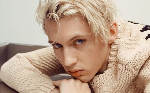 Troye Sivan calls out interviewer for asking if he’s “top or bottom”