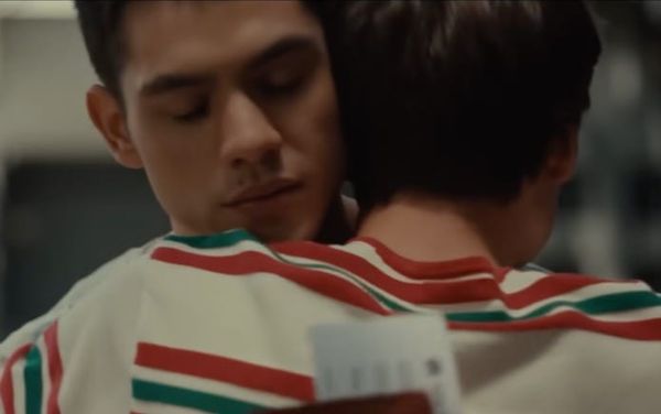 Una aerolínea mexicana lanza un emotivo video para conmemorar el Orgullo LGTBIQA+