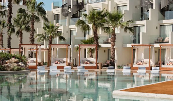 Hï gay! Now is the perfect time to rediscover Ibiza