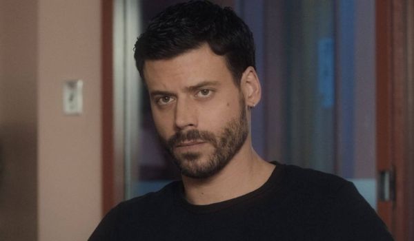 Heated Rivalry's François Arnaud shuts down relationship rumors with cheeky comment