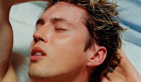 Poppers have hit the mainstream. Why aren’t they regulated in the US?