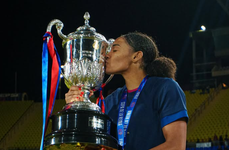 Salma Paralluelo deja el Barça: la cuarta salida de peso del verano azulgrana