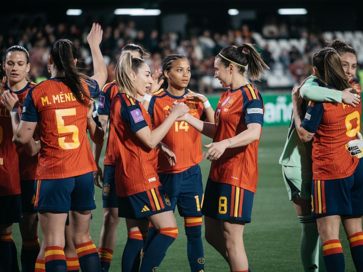 El camino a Brasil se complica: 32 selecciones europeas conocerán sus rivales de play-off el 18 de junio