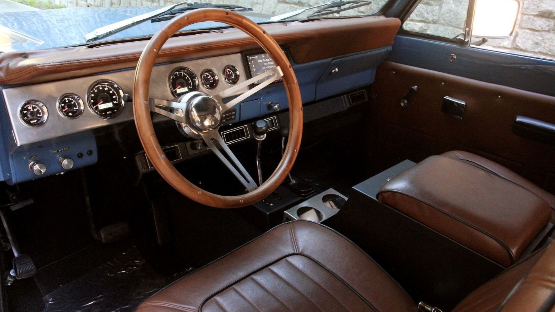 Restomod 1976 International Harvester Scout II Offers Plenty Of Perks
