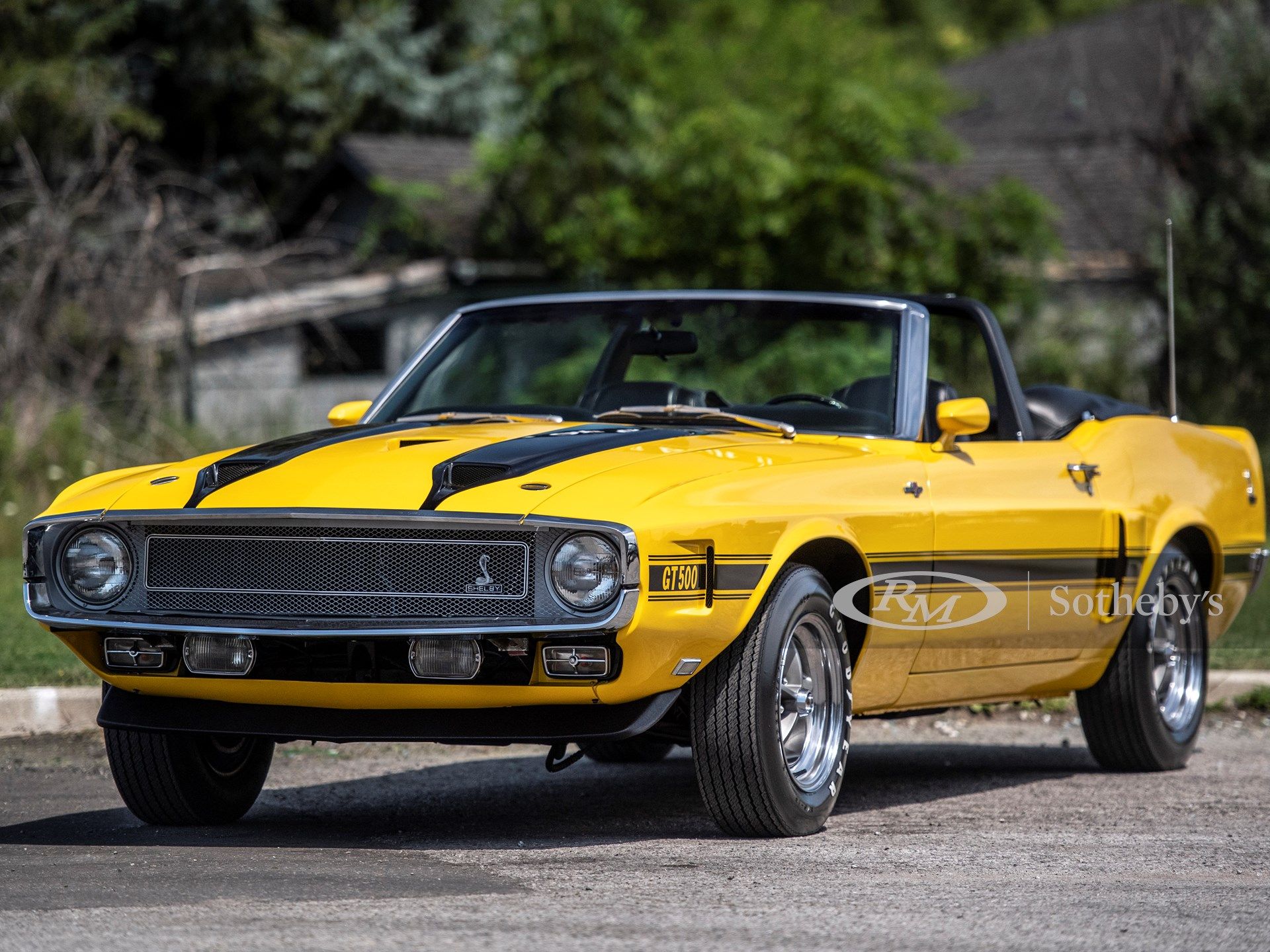 <img src="1970-shelby.jpg" alt="A rare 1970 Shelby GT500 428 Cobra Jet Convertible">