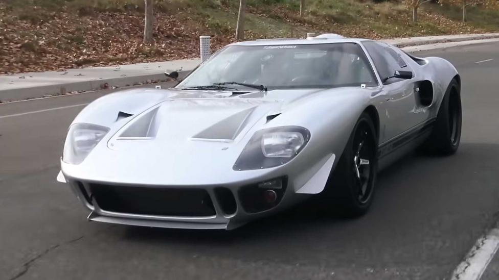 Ford GT40 Spins Tires With GT500 Power