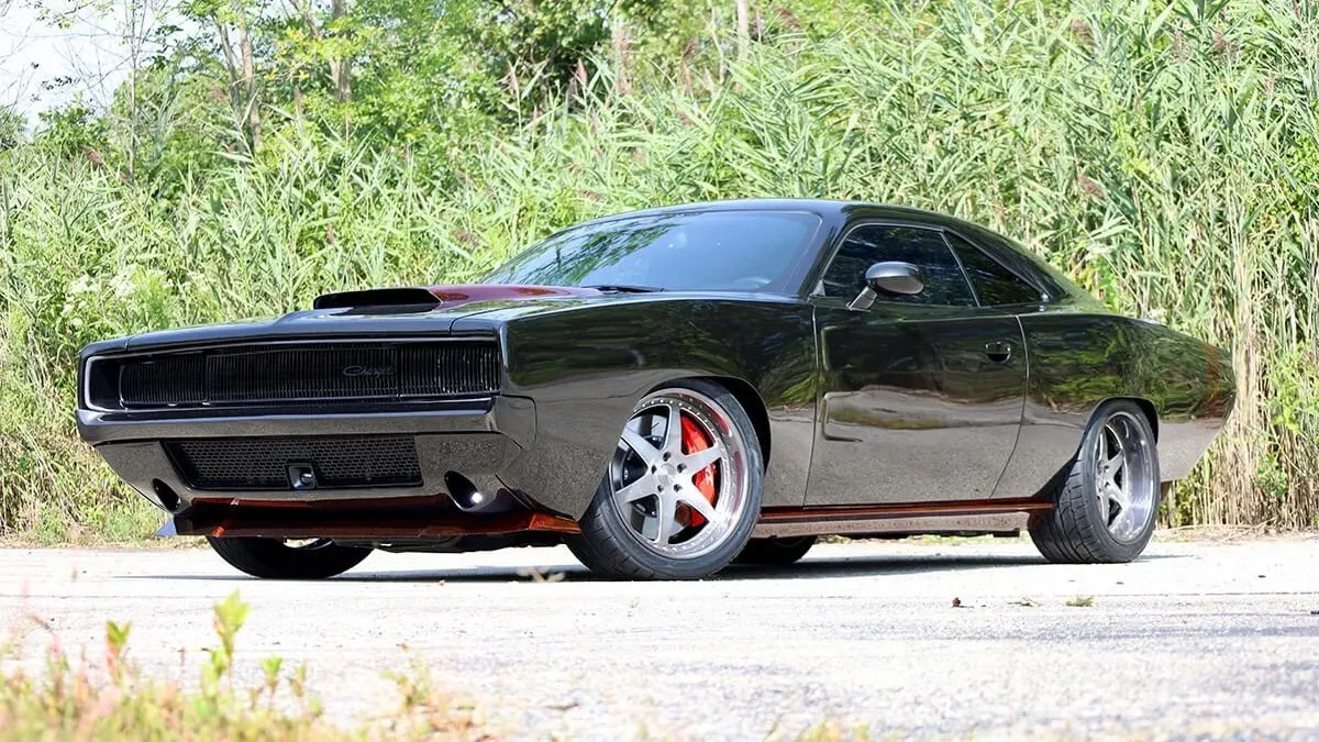 ゲトモ Restored 1968 Plymouth GTX To Be Auctioned For Gary Sinise Foundation