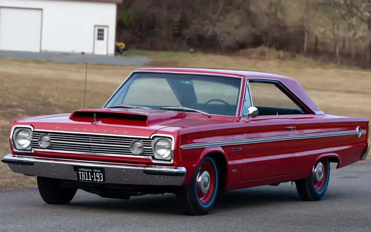 値下げしました★バリエラ('66ポーランド) 1966 Plymouth Belvedere Now Valued at $165K