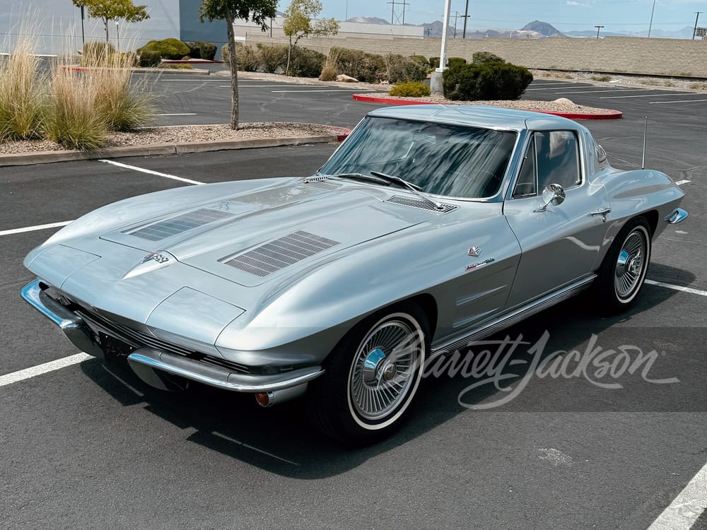1963 Chevrolet Corvette Split-Window Fuelie, Lot #763, at Barrett-Jackson Las Vegas