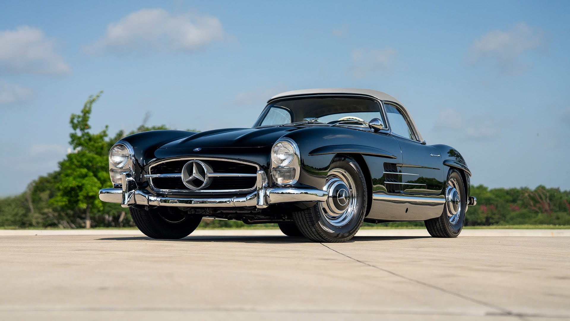 1957 Mercedes-Benz 300 SL Roadster in black