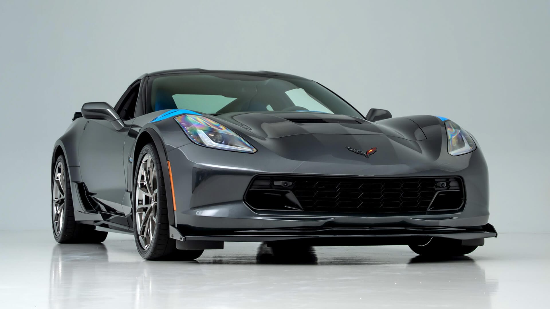 2017 Corvette Grand Sport Collector Edition Cup-style wheels and stripes