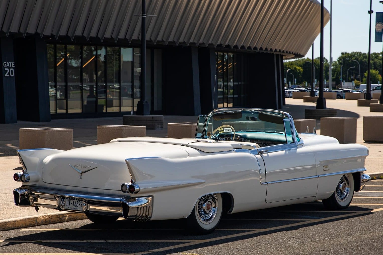 Blue-and-white leather, power windows and a power-adjustable front seat are listed equipment.