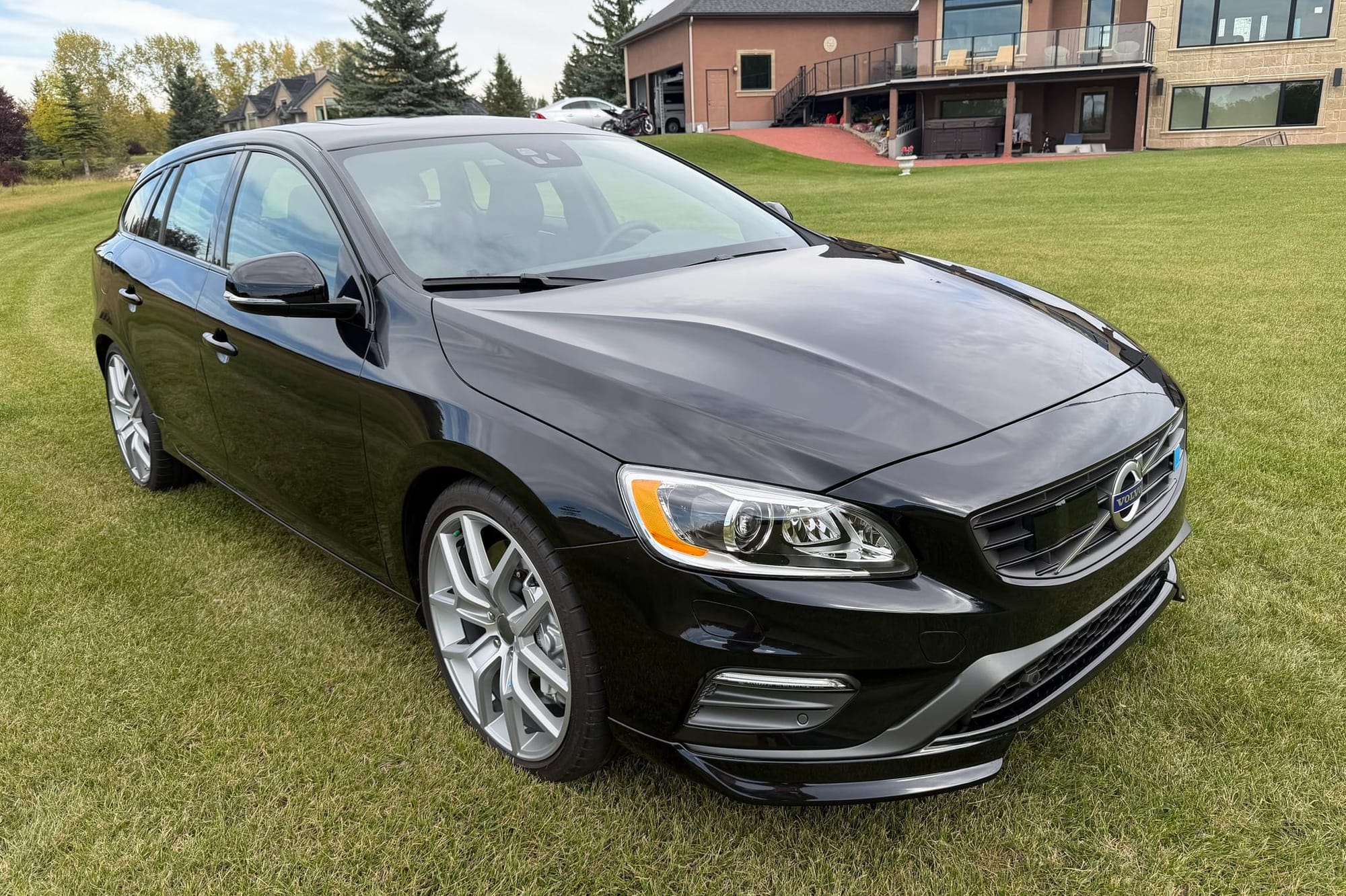 2015 Volvo V60 Polestar in Black Sapphire Metallic