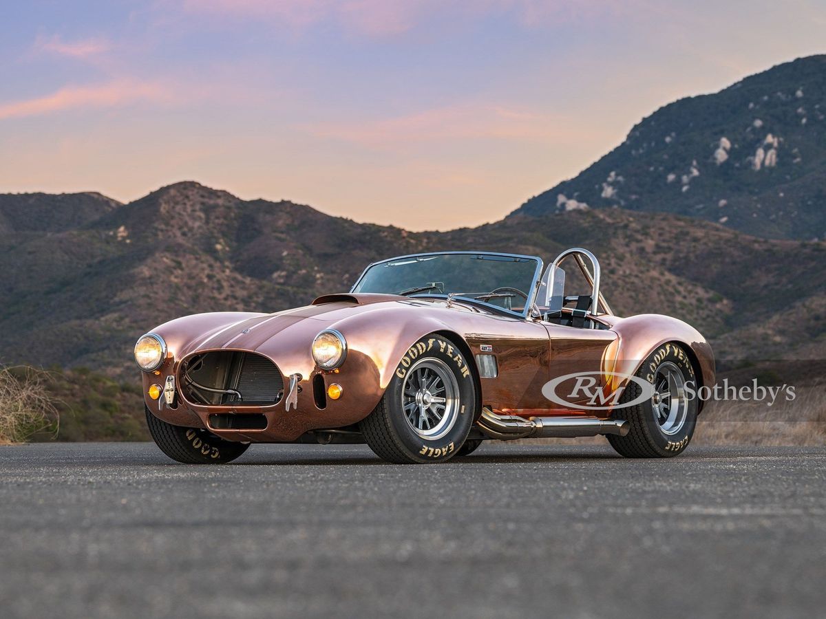 Shelby Cobra 427　大型布製タペストリー　コットン Three Uniquely Built CSX4000 Series 427 Shelby Cobras