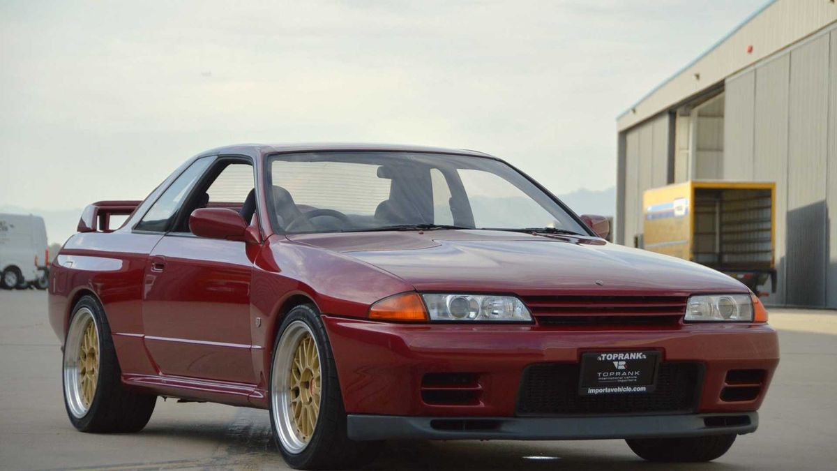 スカイラインGT-R be-fast-and-furious-in-this-
