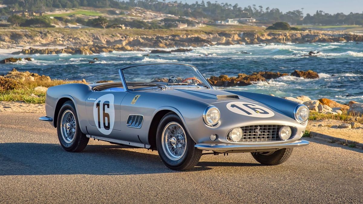1959 Ferrari 250 GT LWB California Spider Competizione Heads to