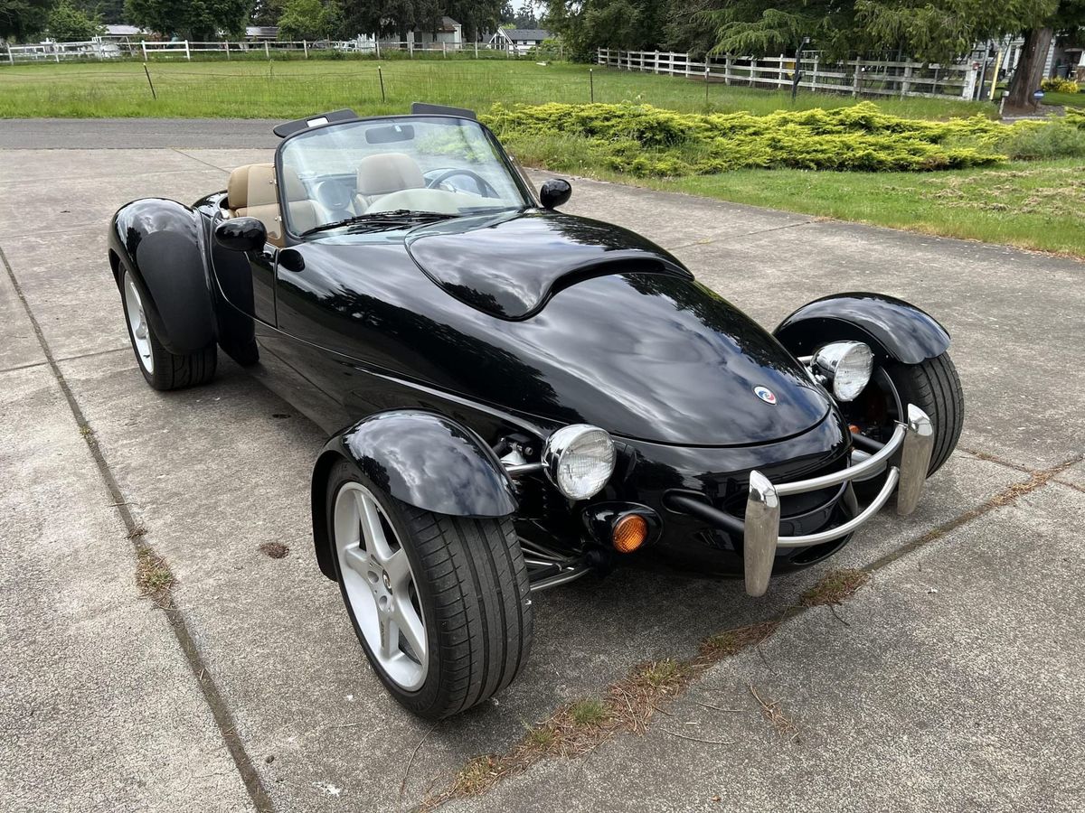 Rare 1998 Panoz AIV Roadster Showcases Lightweight American V8