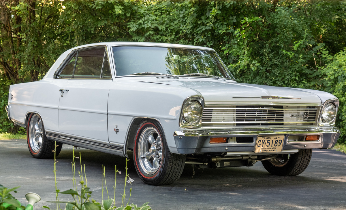MUSICA NOVA 2000年〜2011年　55冊　まとめ売り This 327-Powered '66 Nova SS Trades Subtlety for a Serious