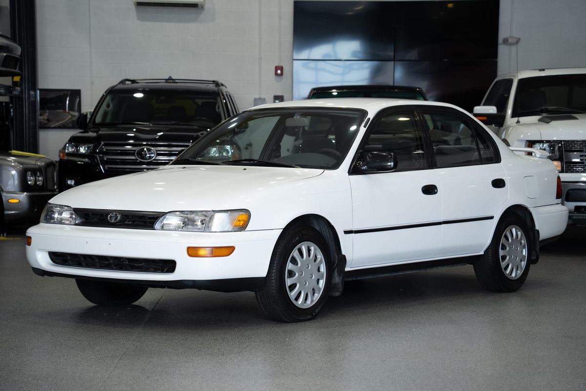 1994 Toyota Corolla DX Nobody Expected to Survive — photo 1 of 7