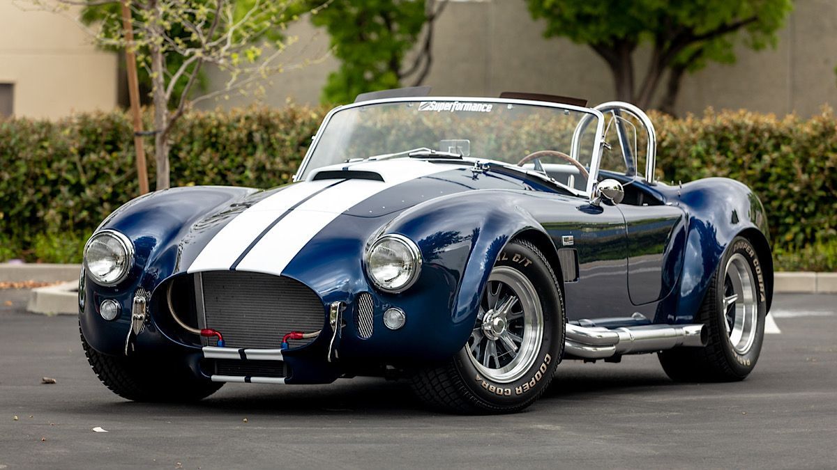 AC Cobra Era 427 SOHC Compétition - Presticar Automobiles