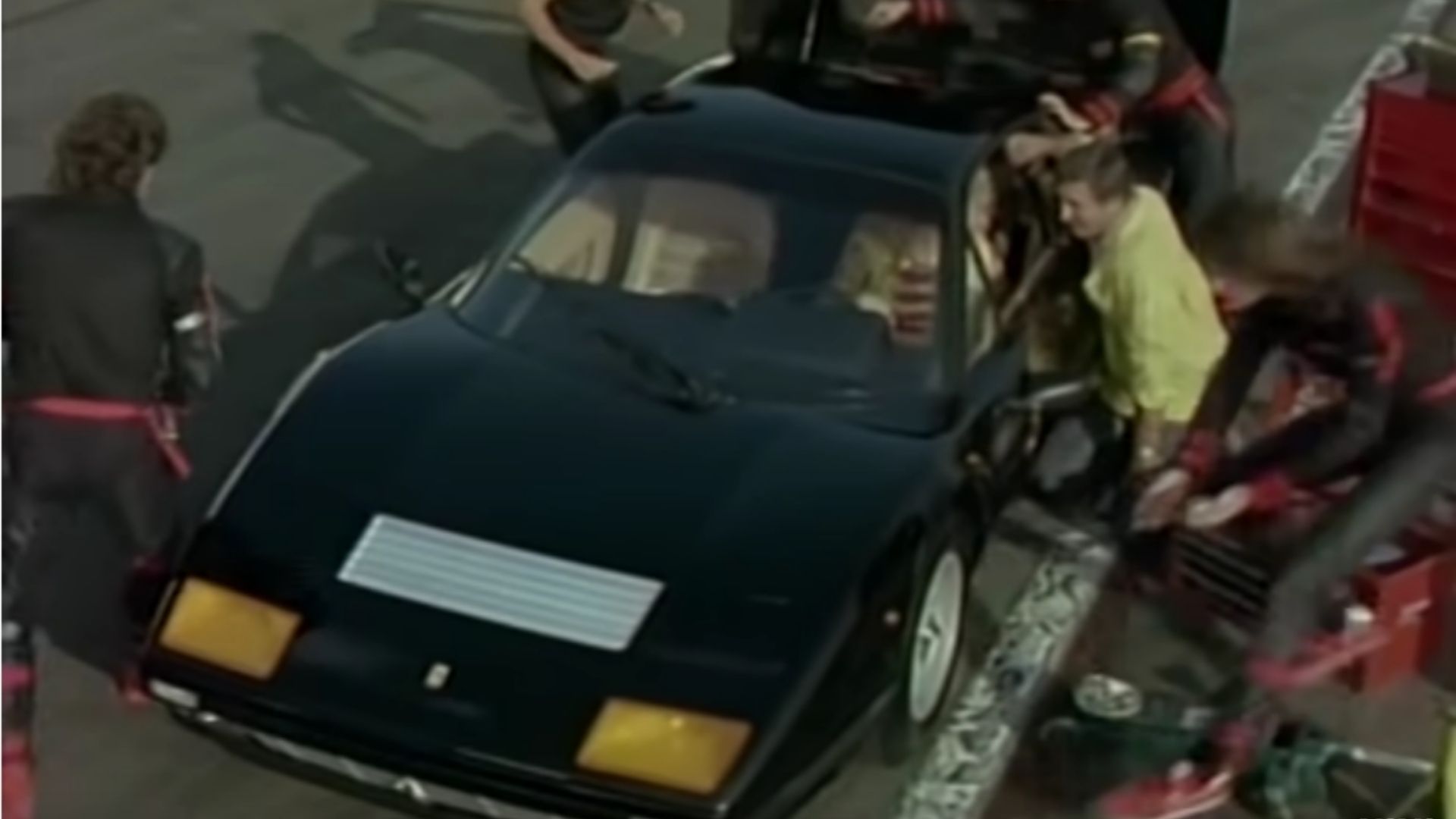 自動車 SAMY Sammy-Hagar-Tells-The-Story-
