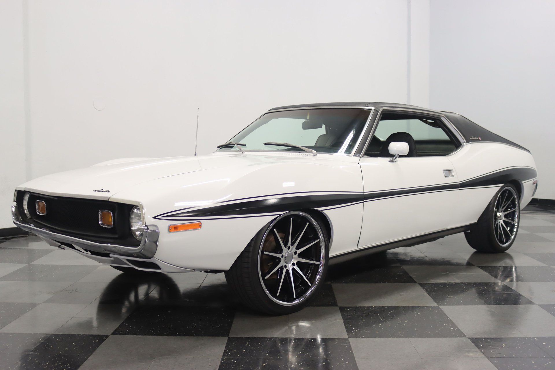 1973-amc-javelin-pierre-cardin